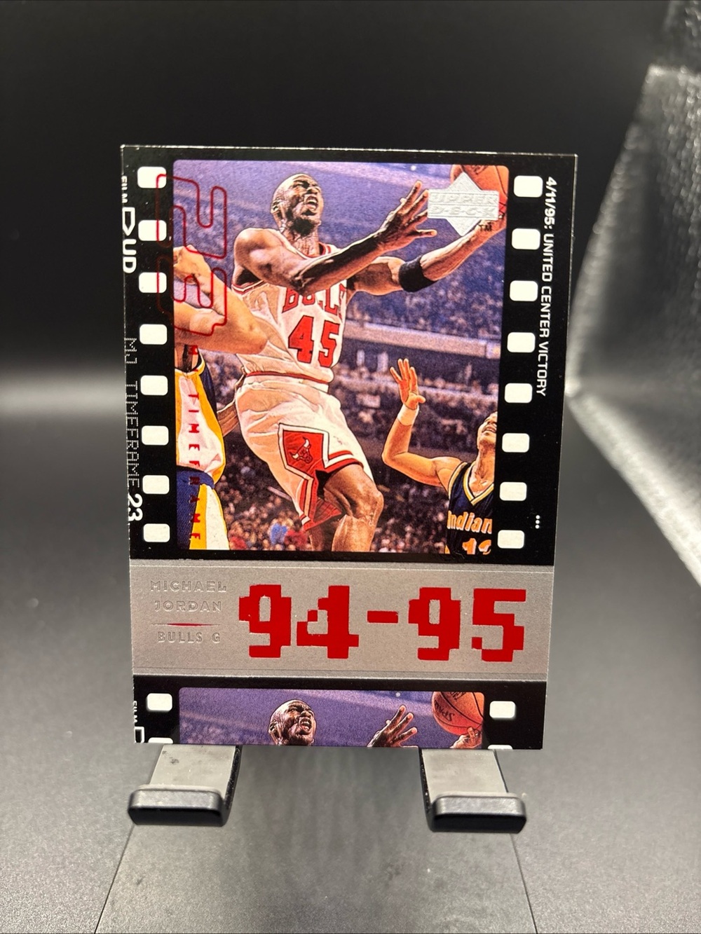 1998 UPPER DECK LIVING LEGEND MICHAEL JORDAN 76